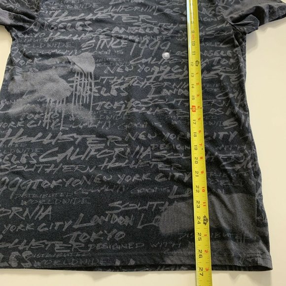 Hollister Men's Must-Have Crew Neck Tee - Medium - Picture 6 of 7